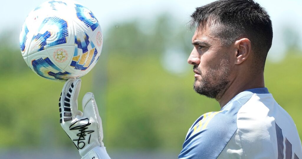 ¿Se anota? La reacción de Chiquito Romero que advierte sobre su situación en Boca