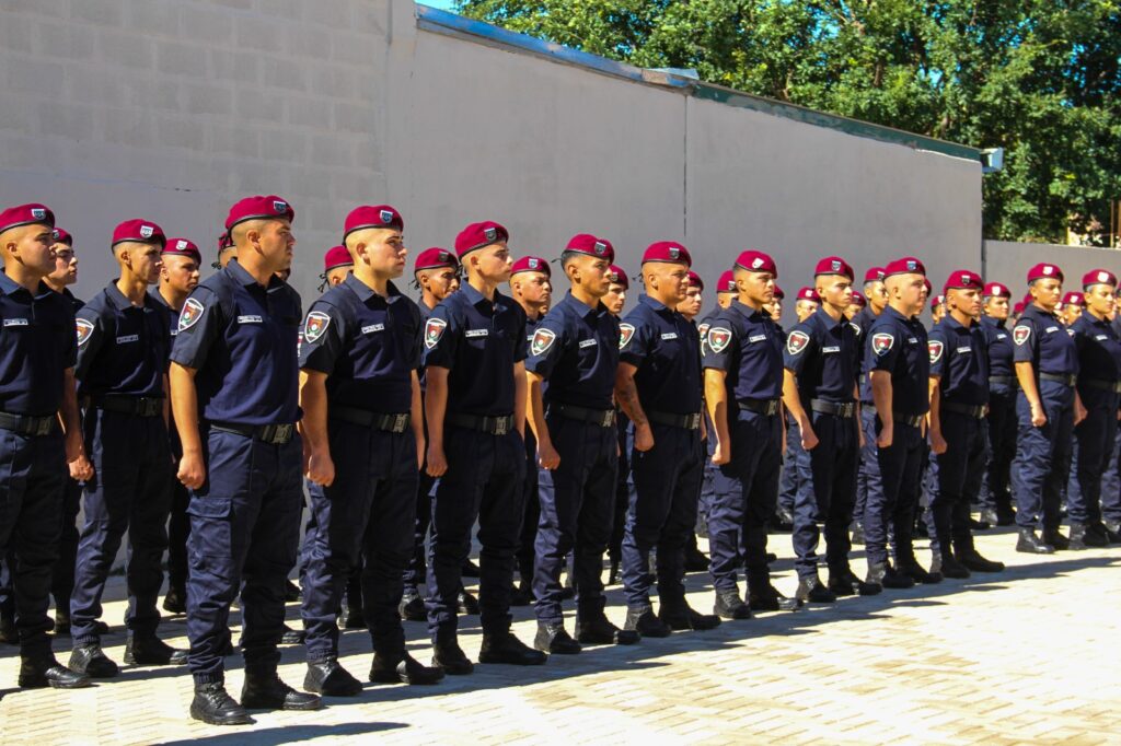 Emotiva presentación de aspirantes de primer año en la Escuela de Suboficiales de Policía Sede Sinsacate