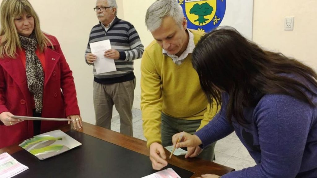 Recibieron $200.000 las Escuelas no asociadas al Festival de Doma