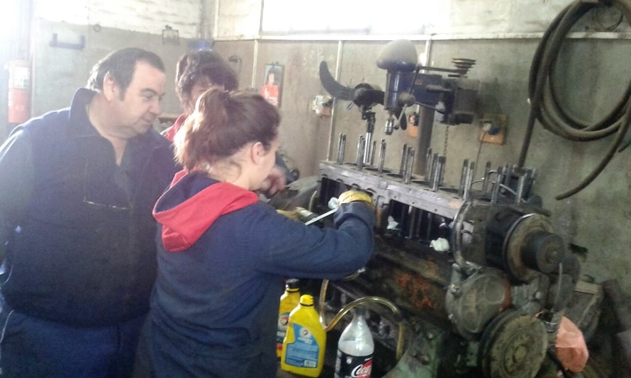 MÁS DE 40 ESTUDIANTES HACEN PASANTÍAS EN LA MUNICIPALIDAD
