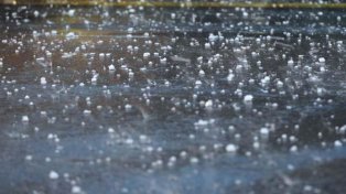 Fuertes lluvias y piedra en la zona