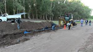 TRES FIRMAS INTERESADAS EN LAS CLOACAS DE Bº SIERRAS Y PARQUES