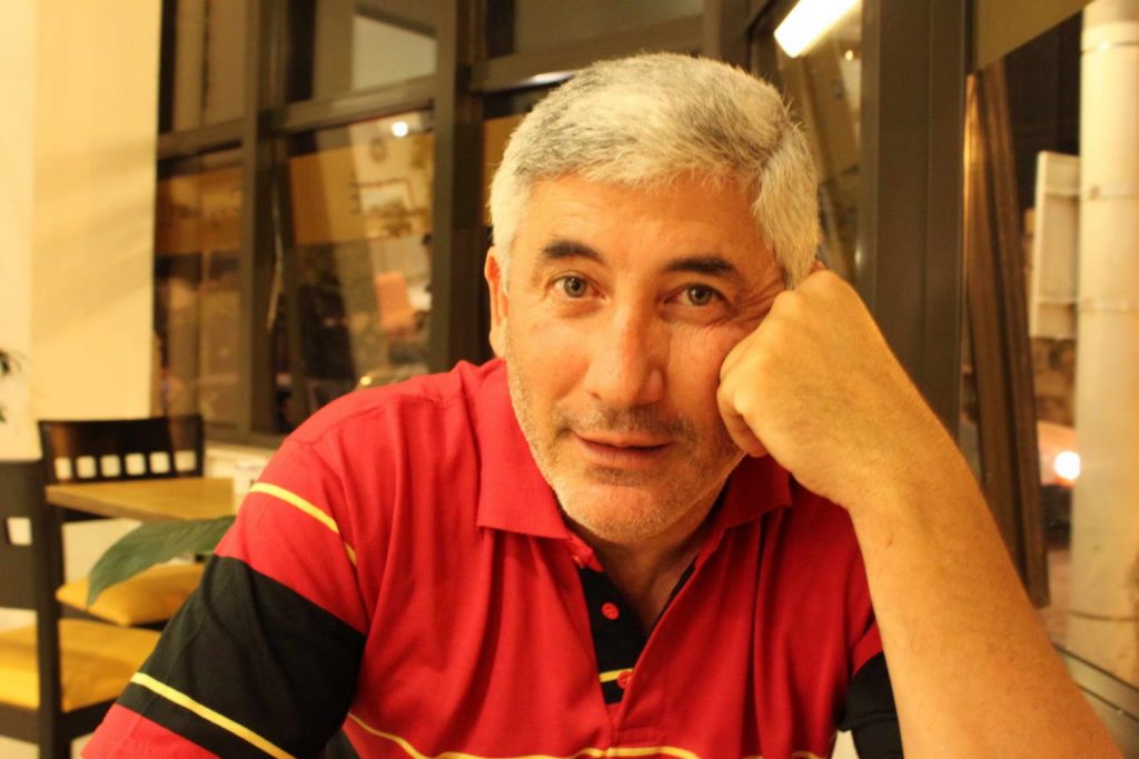 Mario Vicente en Mesa de Café