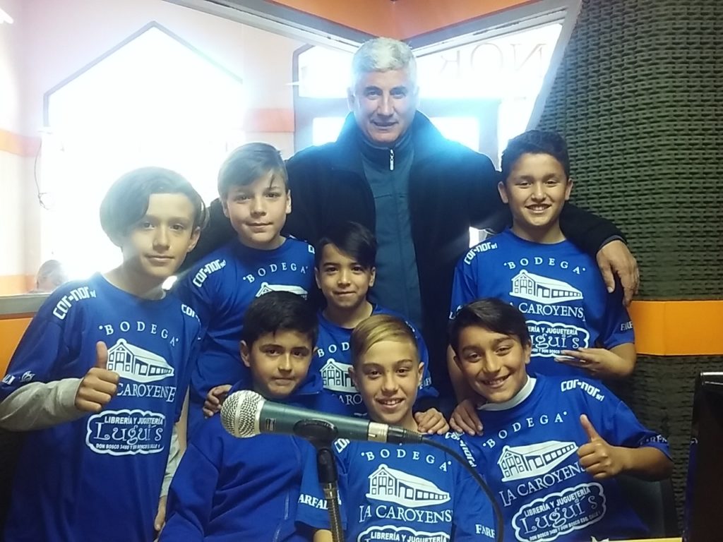 Juega Colonia Caroya en Canal 12