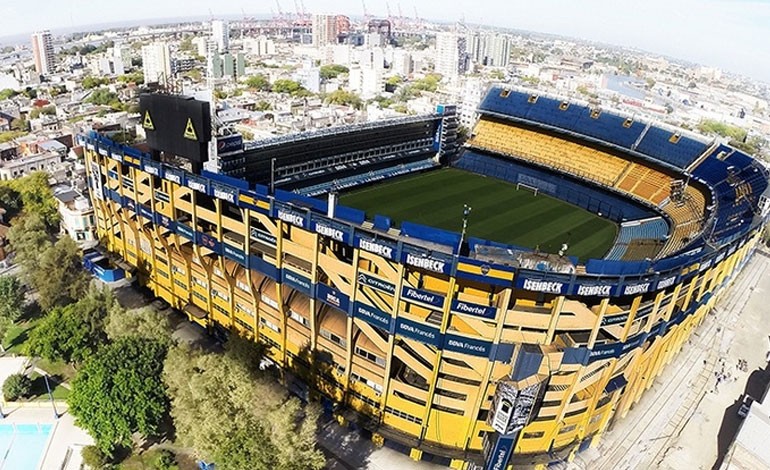 Argentina se enfrenta a Peru en la Bombonera