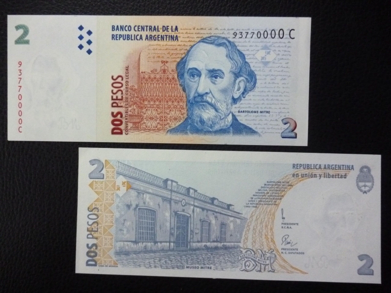 Al de 2 Pesos le queda un mes de vida.