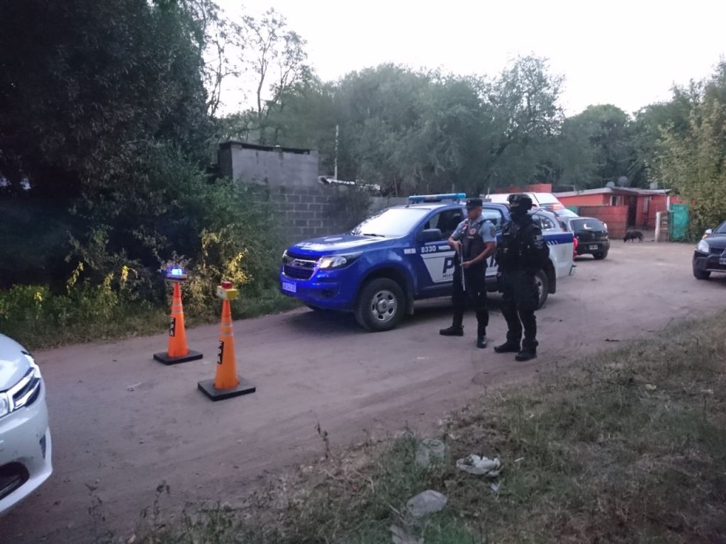 Allanamientos y secuestro de Drogas.