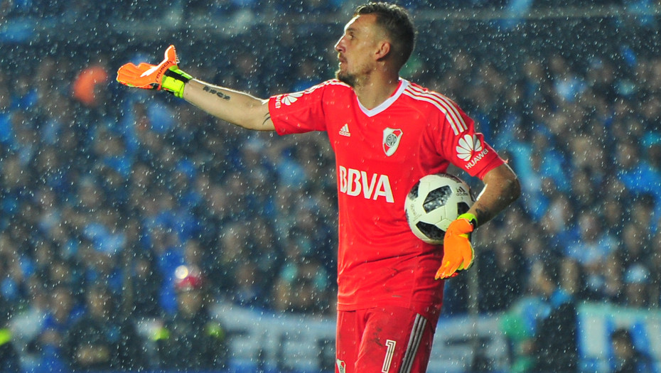 Armani figura, otra vez sostuvo el triunfo de River.