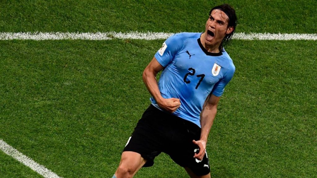 Doblete de Cavani para eliminar a Portugal.