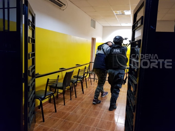 Dos detenidos y secuestro de drogas en Bº General Bustos.