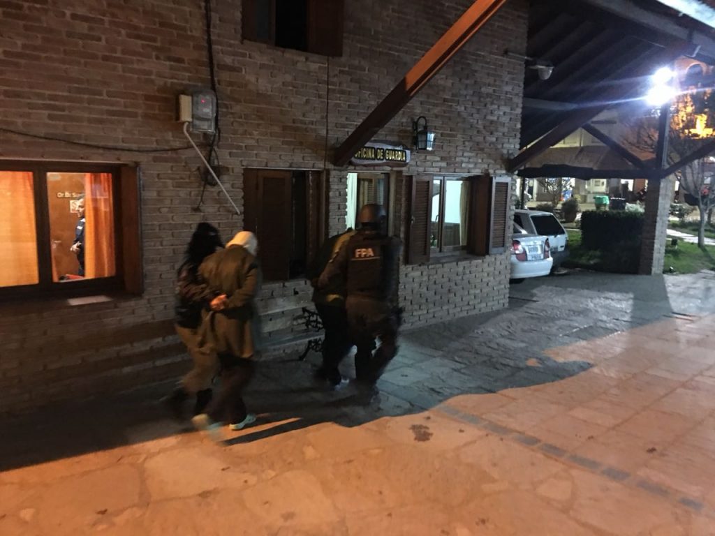 Los detuvieron por vender drogas en Los Reartes.