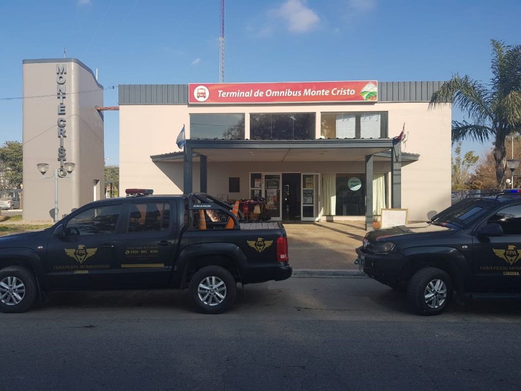Patrullajes preventivos en Río Primero y Colón.