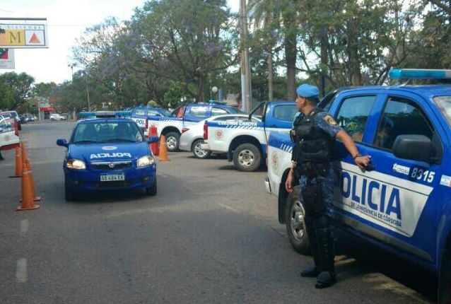 Fue detenido por agredir a Inspectores y Policías.