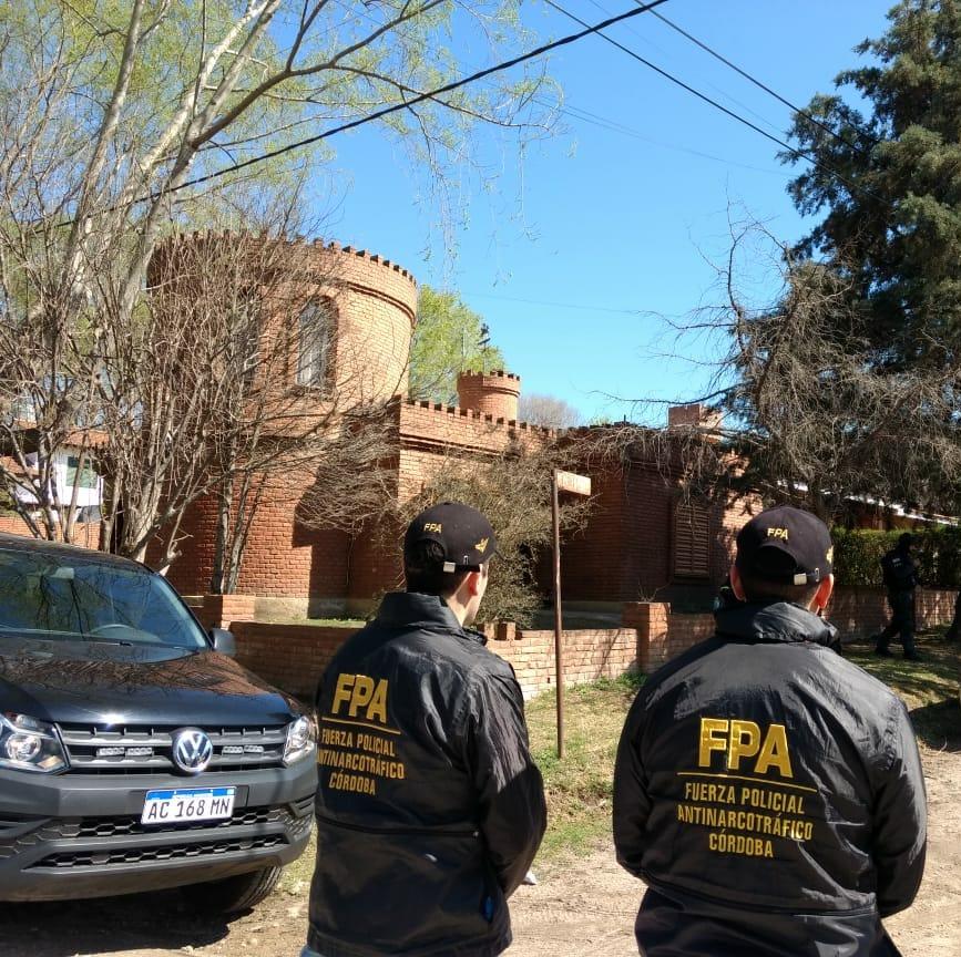 Fueron detenidos por realizar un ritual con drogas.