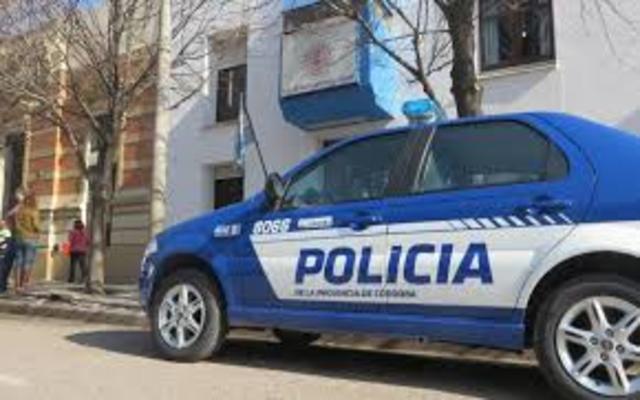 Jóvenes detenidos por intentar robar en Jesús María.