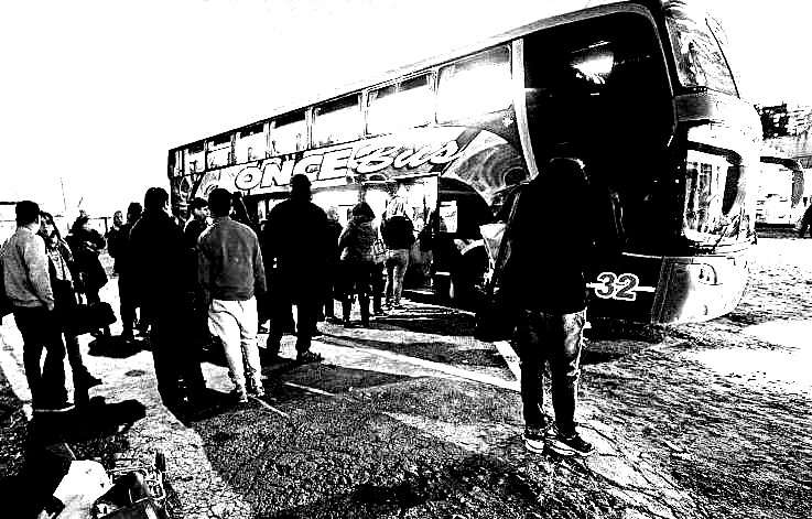 La GUM controla a los colectivos de excursiones escolares.