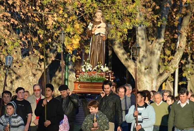 Asueto por el día de San Antonio de Padua.