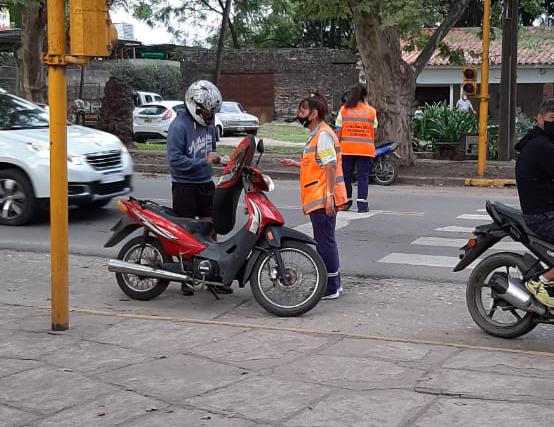 Fuertes controles de carga y escapes libres