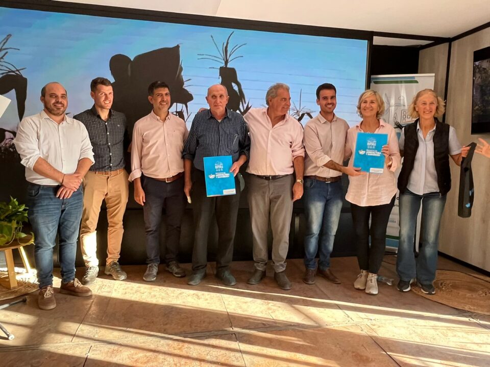 Agroactiva: nutrida agenda de Busso y entrega de aportes por más de $120 millones