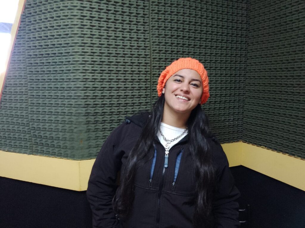 Nos visita la cantautora Sofia Assis, ganadora del pre Cosquin 2022