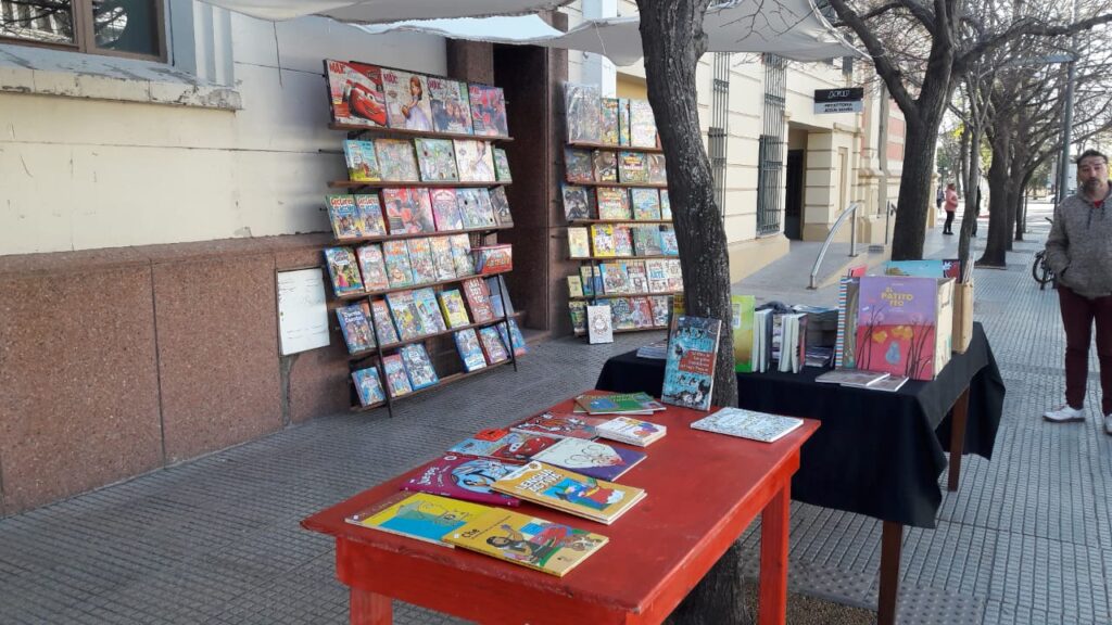 Especial ‘FERIA DEL LIBRO’ Jesús María.