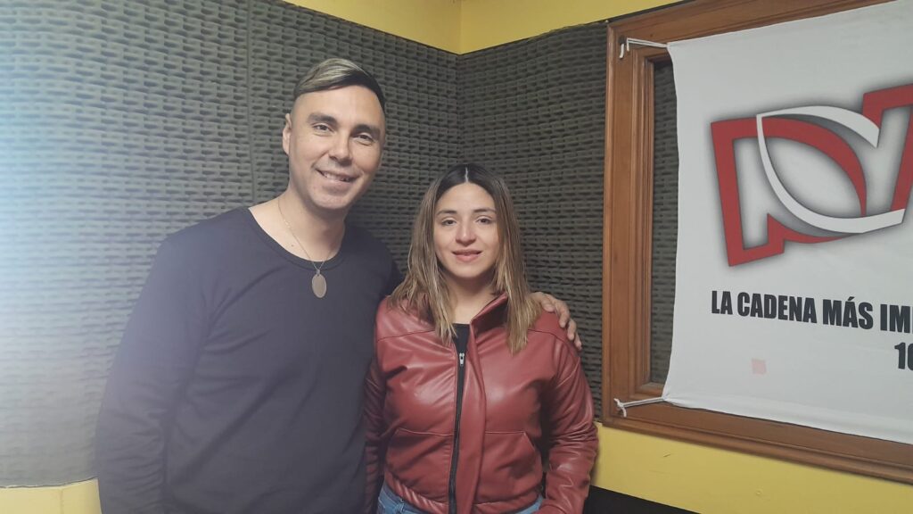 Hacemos el acústico con las voces de Rosario y Marcos