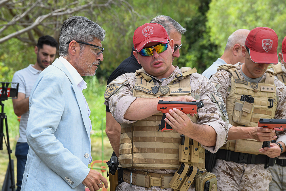La Policía de Córdoba ya cuenta con 5.000 armas de letalidad reducida