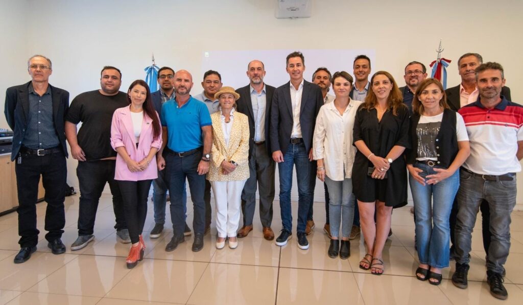 17 nuevos municipios y comunas adhieren a impuestos unificados