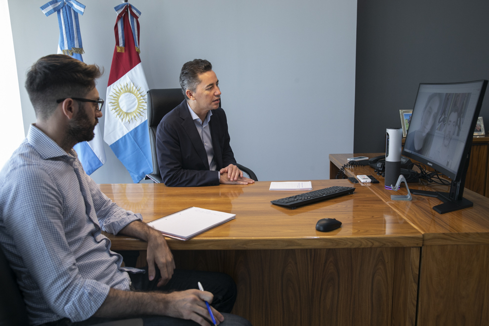 Manuel Calvo se reunió con representantes del CIPPEC