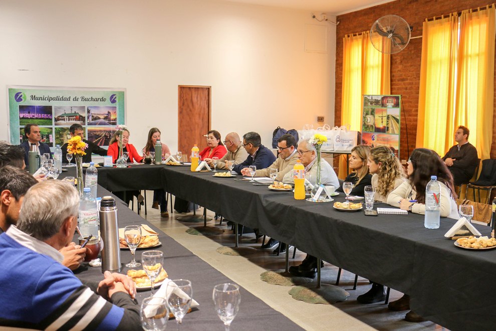 La Provincia se reunió con la Comunidad Regional General Roca para acercar programas y articular acciones