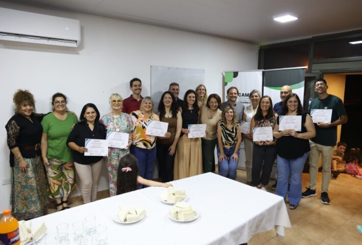 Se entregaron los certificados del INCUNEG