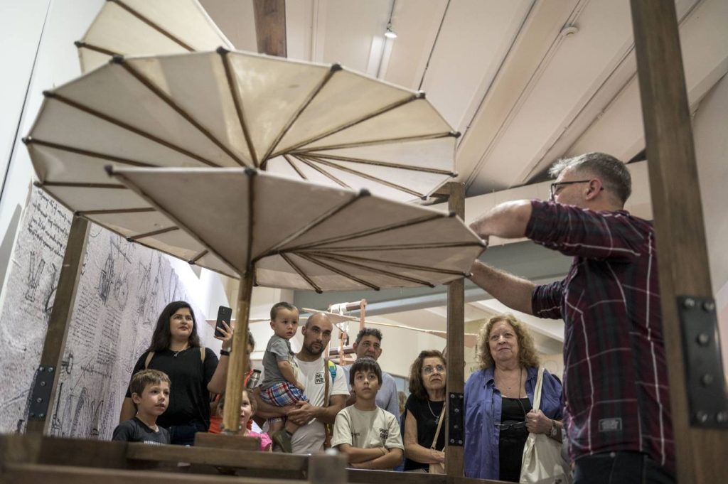 Las maquinarias de Da Vinci cobran vida en el Museo de Ciencias Naturales
