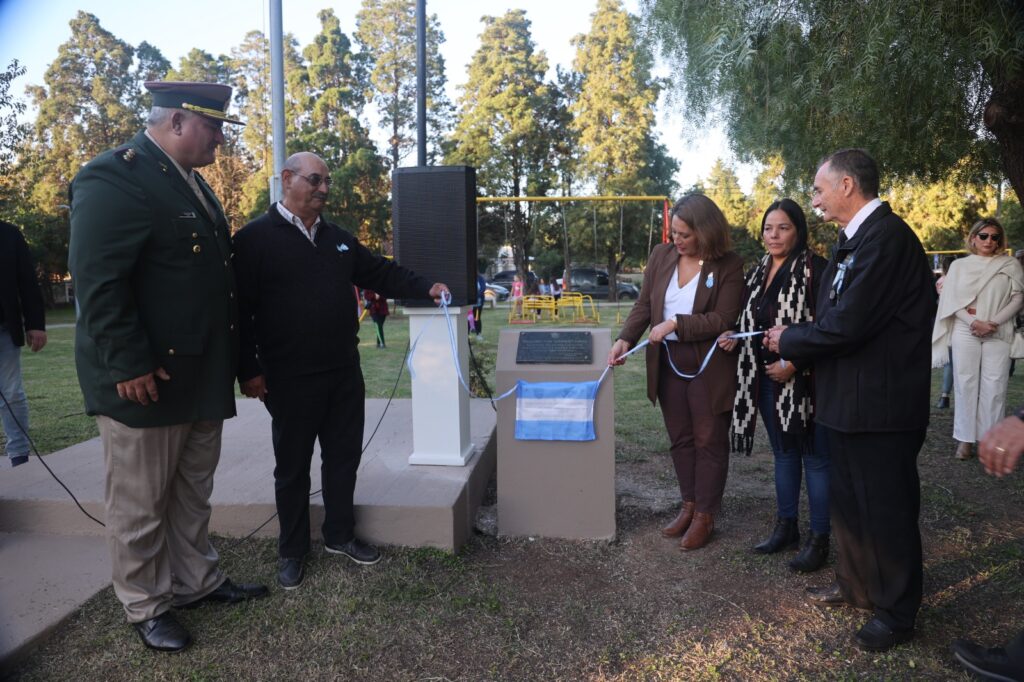 Colonia Caroya rindió homenaje a quienes lucharon en Malvinas