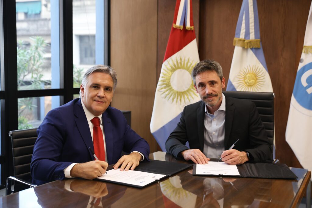 Córdoba y el CFI acordaron líneas de créditos por $10.000 millones para fortalecer el desarrollo productivo