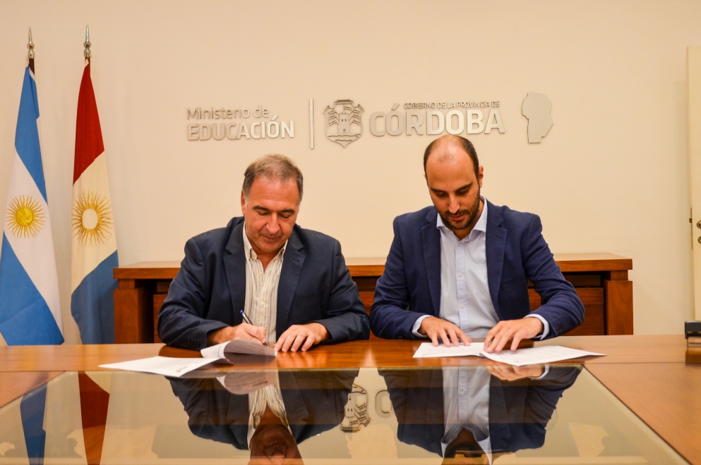 Estudiantes de secundaria podrán aprender y perfeccionarse en idiomas de manera virtual
