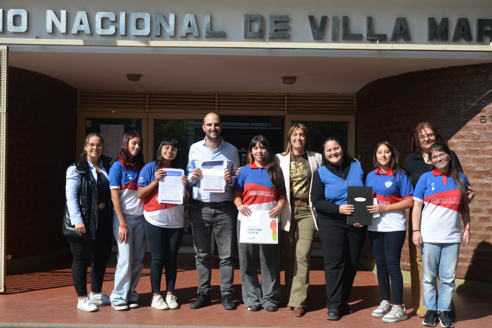 Villa María: La Provincia firmó un convenio de adhesión al Centro de Idiomas Córdoba
