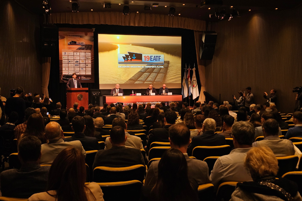 Córdoba participó del Encuentro Argentino de Transporte Fluvial: hacia una logística más competitiva e integrada