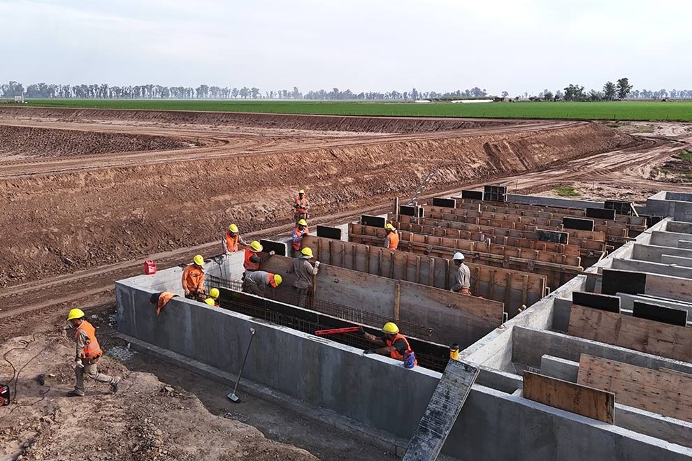 Laboulaye: La planta depuradora de líquidos cloacales registra un 50% del avance de obra